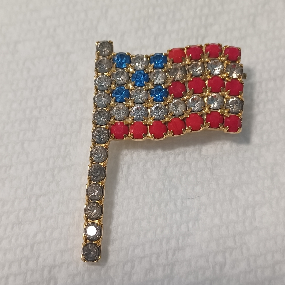 Flag Pin - Brooch Rhinestones/crystals Goldtone 1.5"